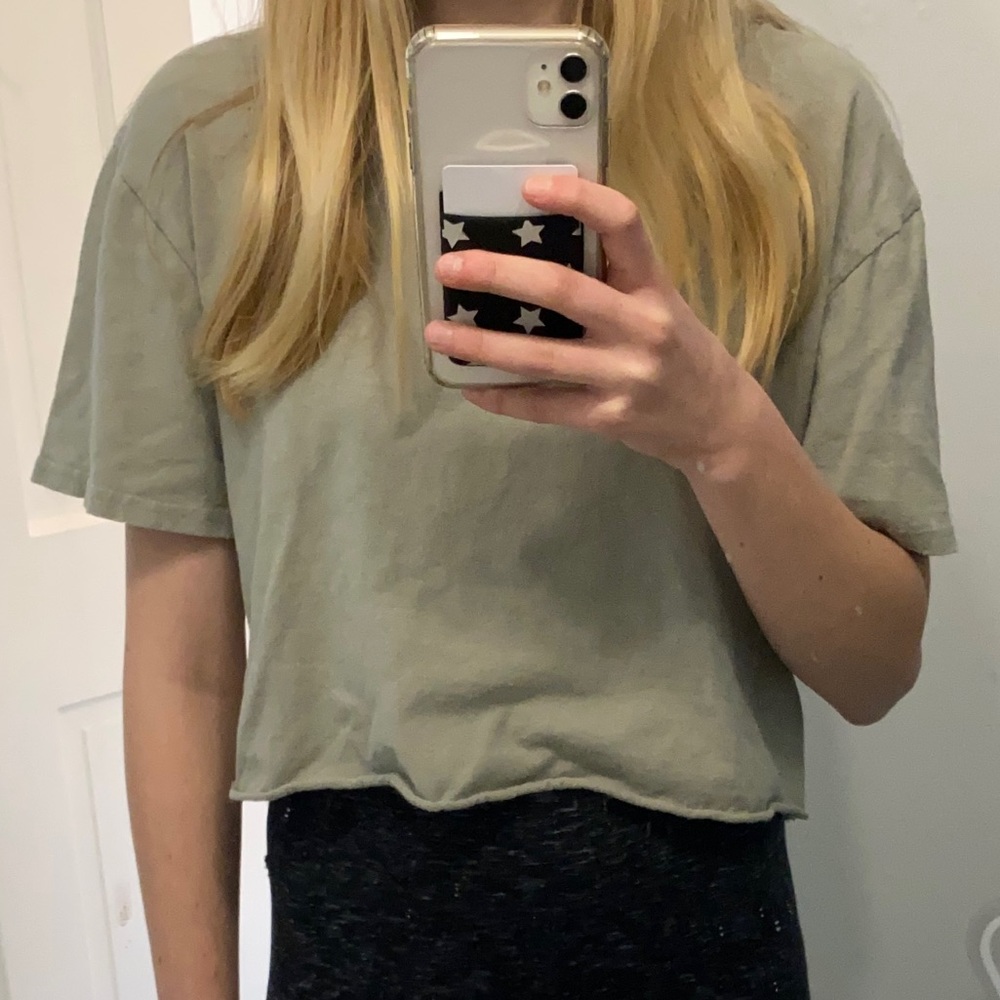 Olive Green Cropped Shirt - Picture 3 of 3